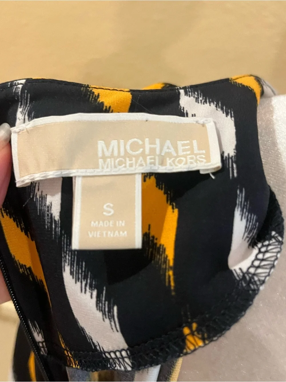 Michael’s Kors Geometric Print Shift Dress Long sleeves. Office, professional S